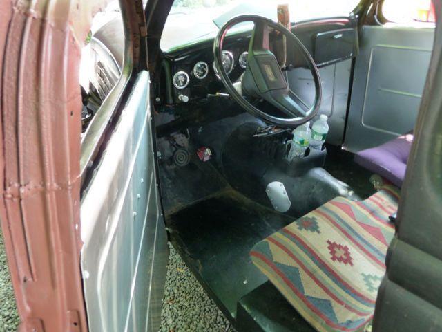 1935 Ford 2 Door