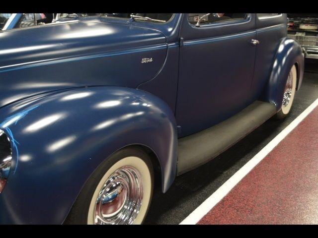 1940 Ford 2 door sedan flat head custom street rod