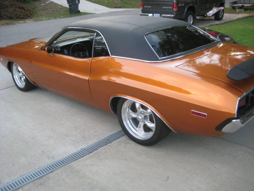Resto Mod 1973 Dodge Challenger custom