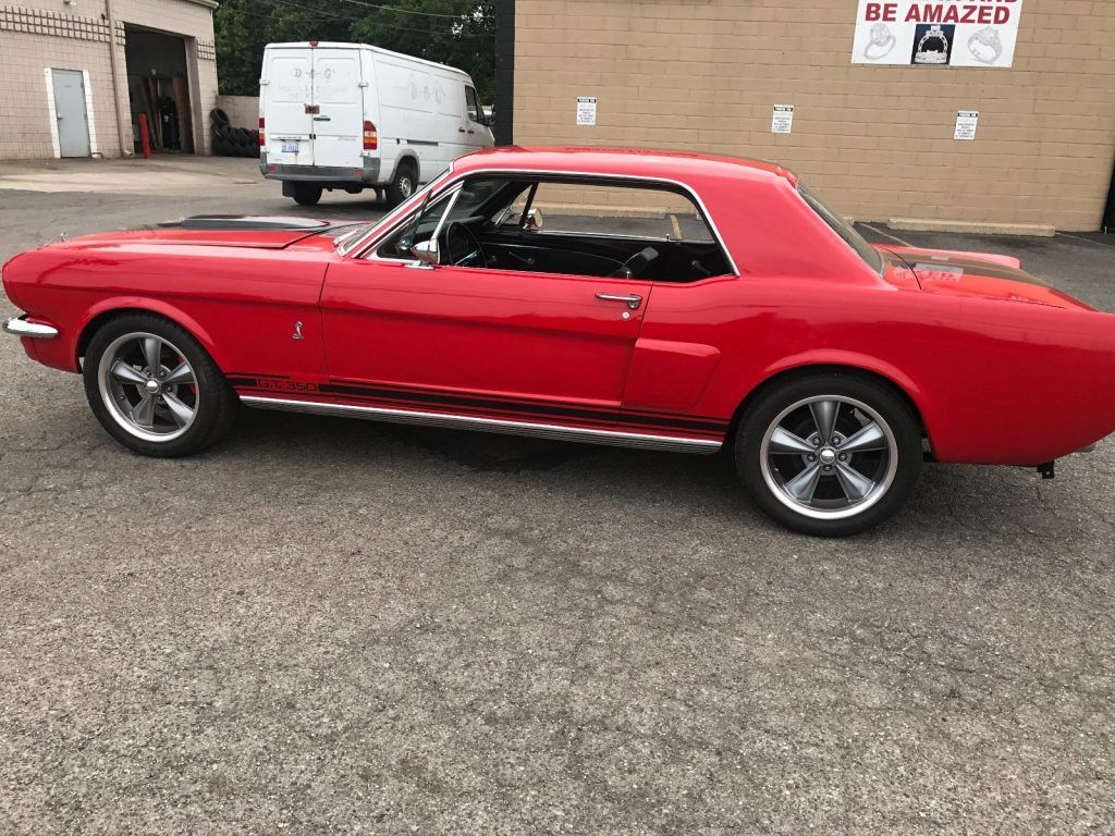 Shelby tribute 1966 Ford Mustang custom