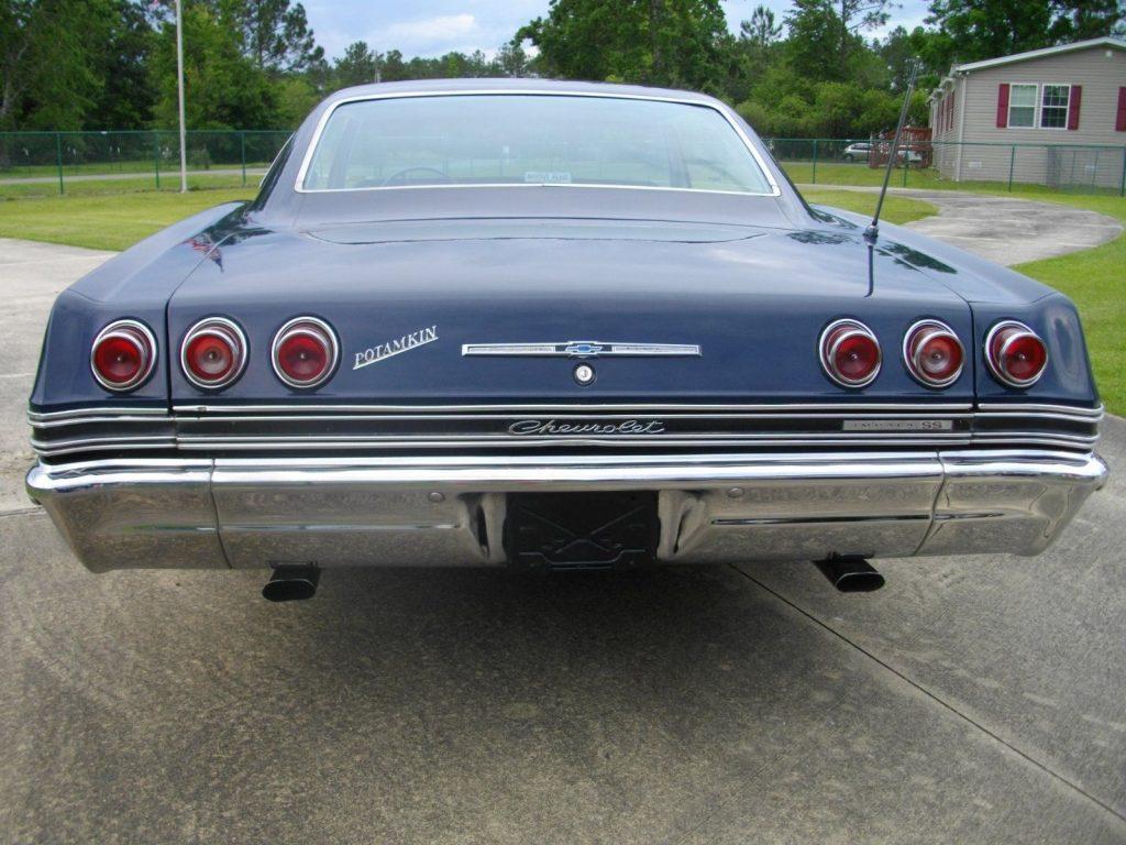 lowered 1965 Chevrolet Impala SS custom