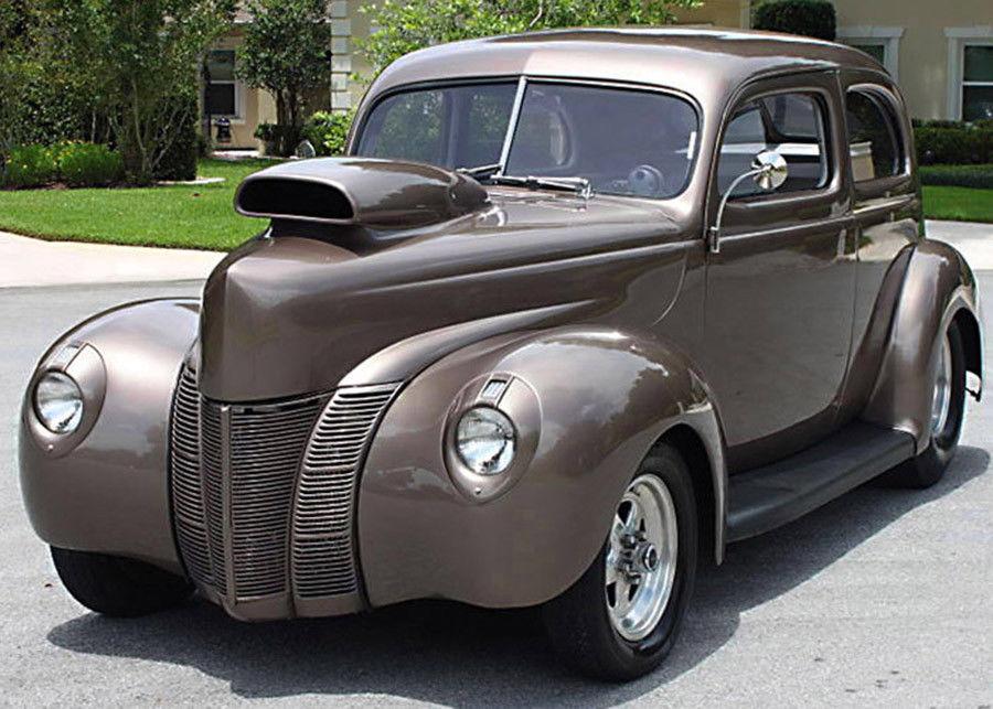 Beautiful 1940 Ford Tudor Sedan custom
