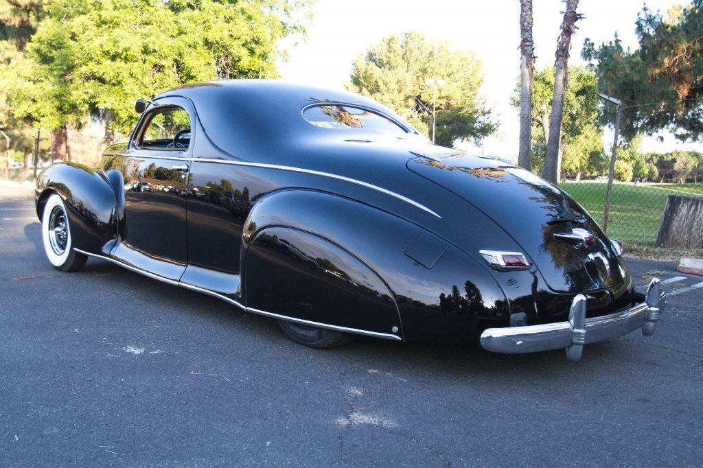 nicely modified 1941 Lincoln Zephyr custom