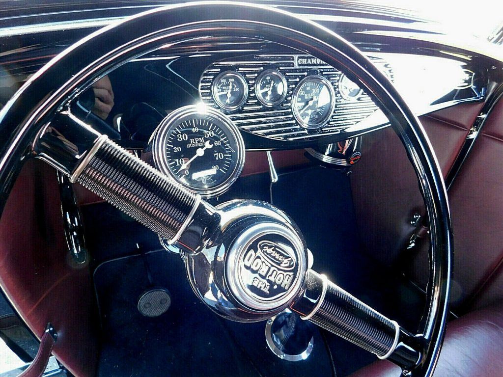 Beautiful 1932 Ford Roadster custom
