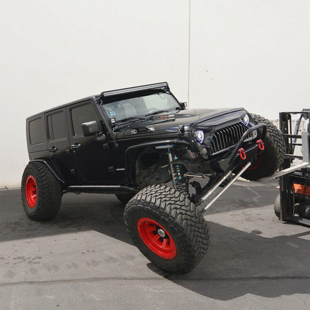 well modified 2010 Jeep Wrangler Rubicon Unlimited custom