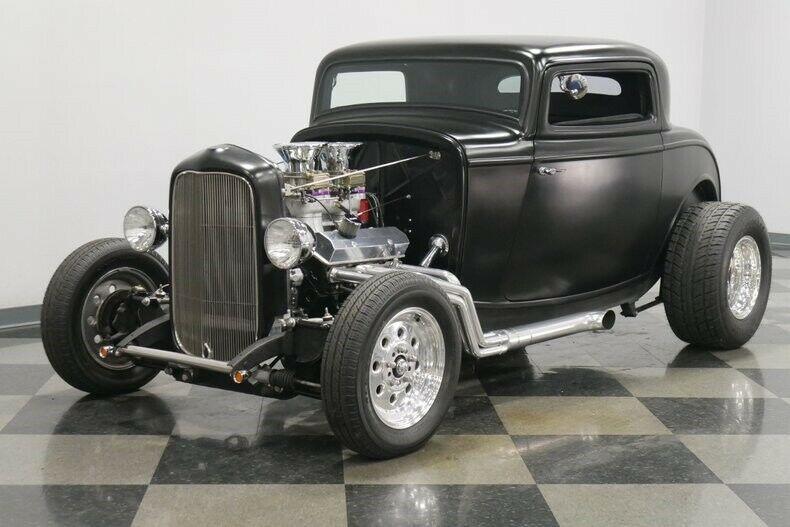 vintage classic 1932 Ford Coupe custom