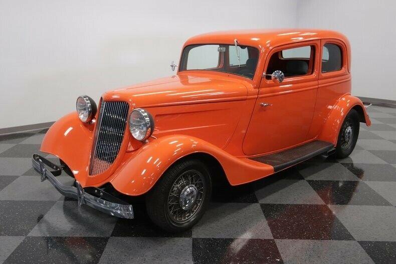 awesome 1933 Ford 5 Window Vicky custom