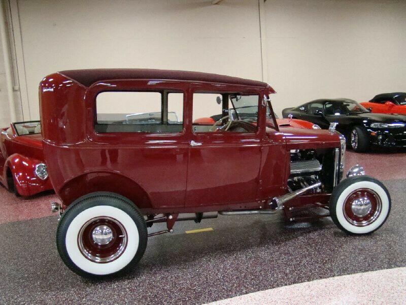 shiny 1930 Ford Model A HIGHBOY custom