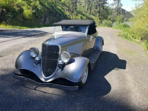 tuned up 1934 Ford Roadster Roadster custom for sale