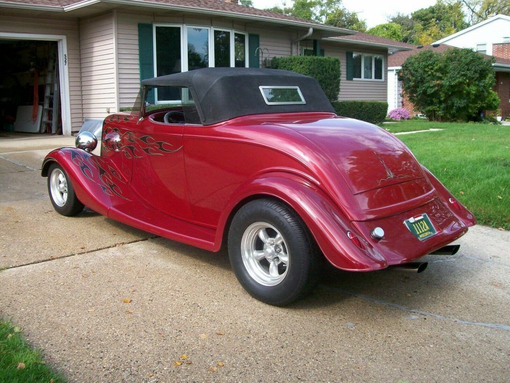 well built 1934 Ford Roadster custom