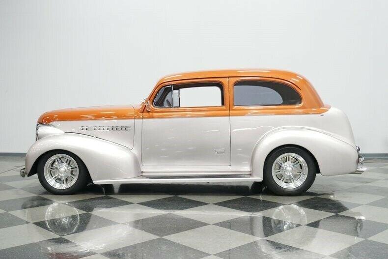 classic vintage 1939 Chevrolet Streetrod custom