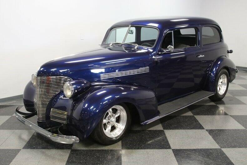 very cool 1939 Chevrolet Coupe custom