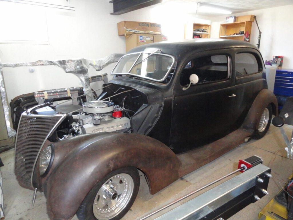 1937 Ford Coupe Slant Back