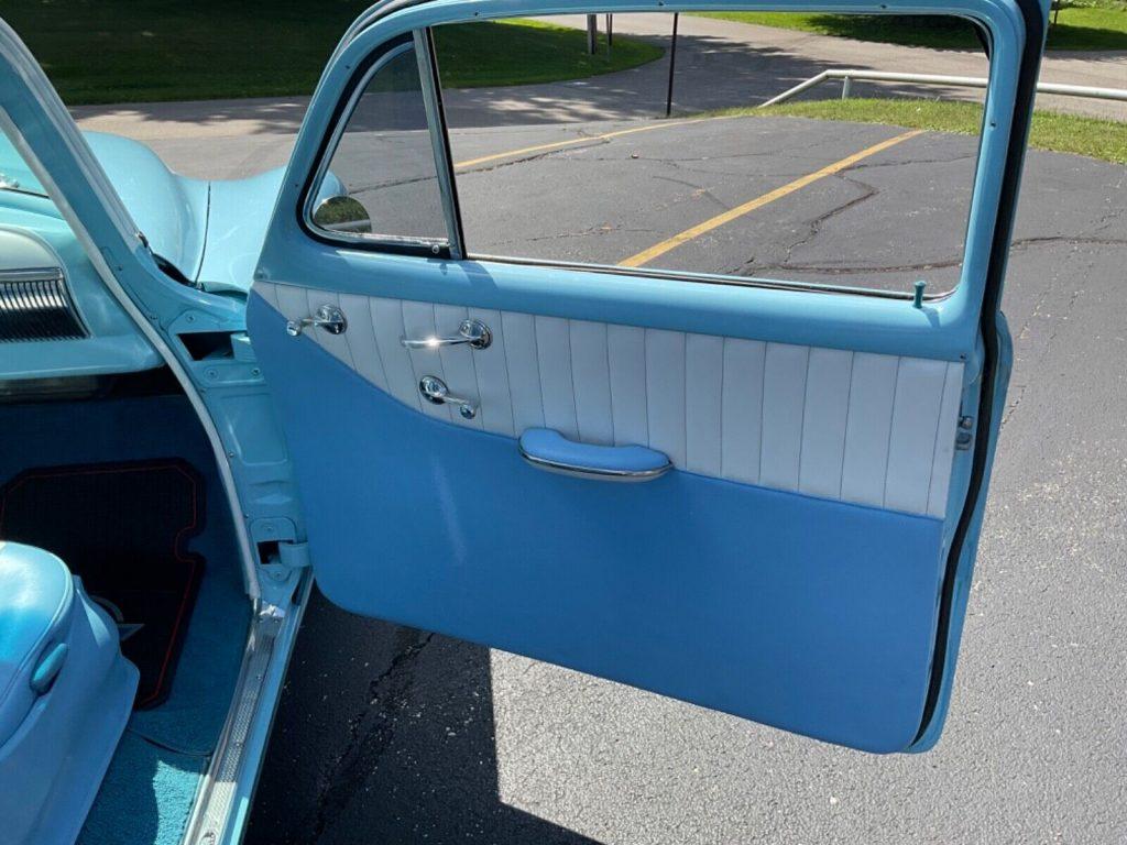 1954 Chevrolet 2 door
