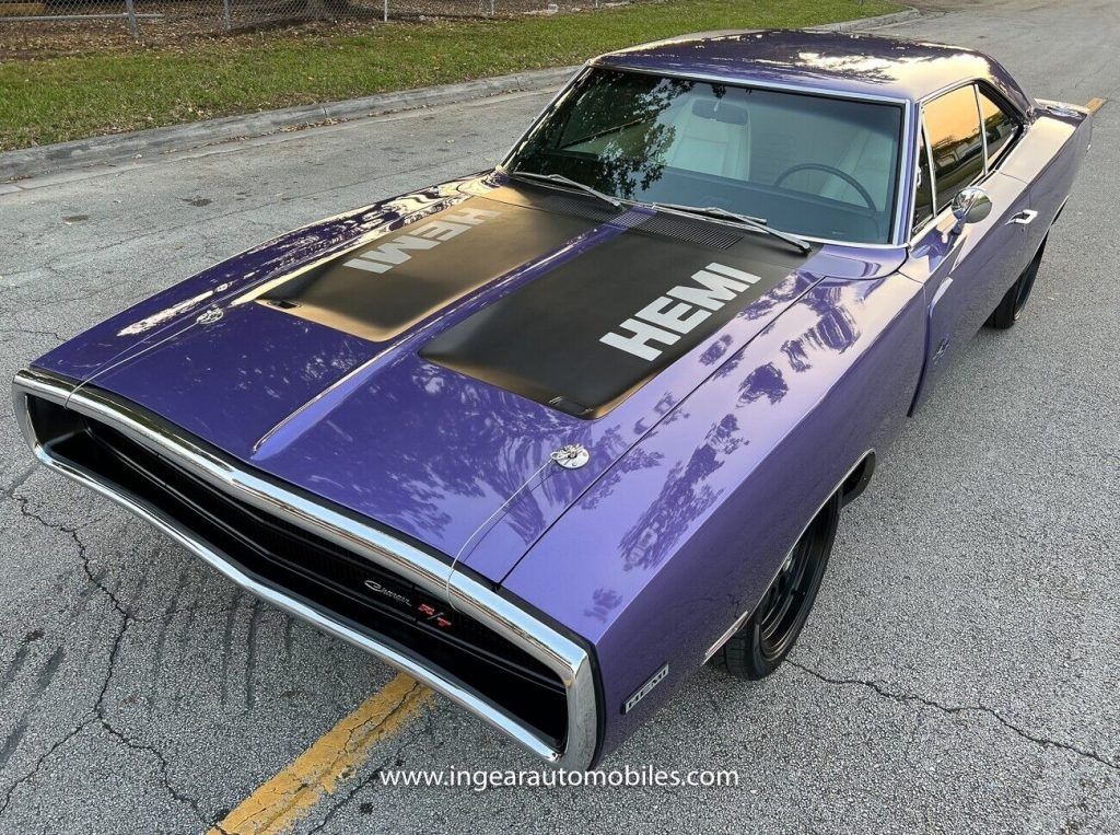 1970 Dodge Charger 426cid Hemi Air Conditioning Headed to Mecum