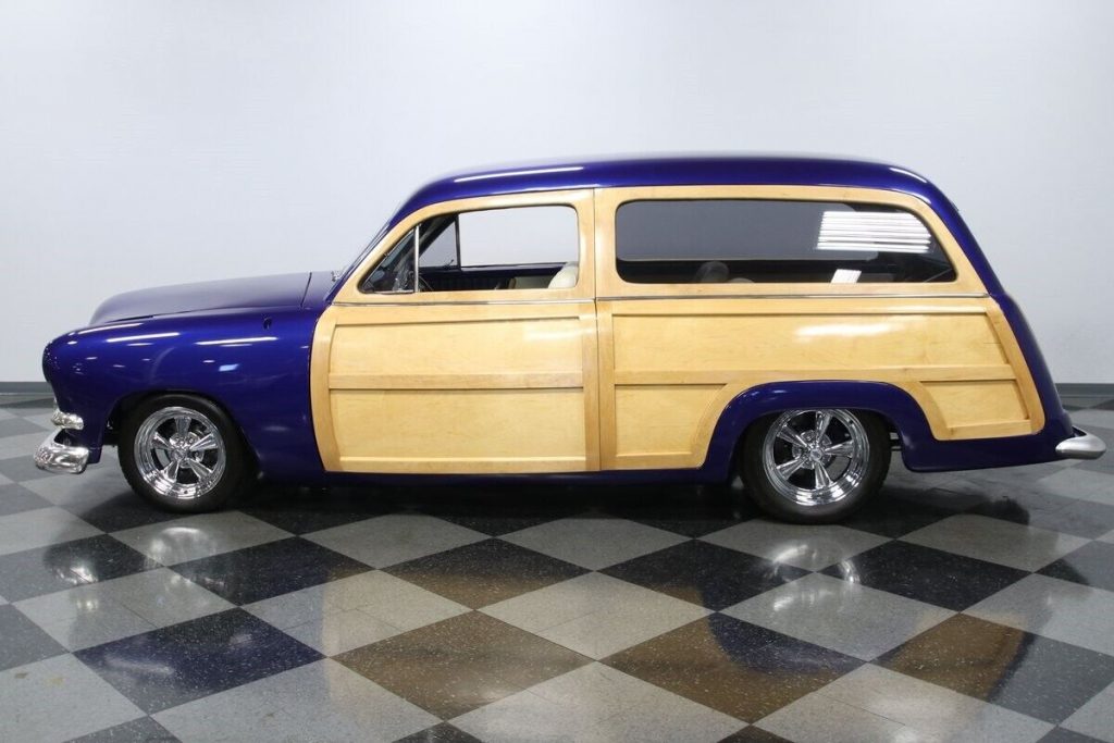1949 Ford Deluxe Woody custom [surfers dream]