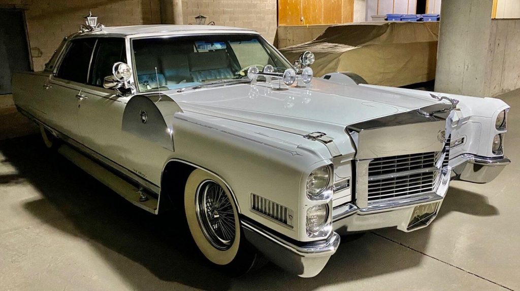 1966 Cadillac Fleetwood Brougham [full custom]