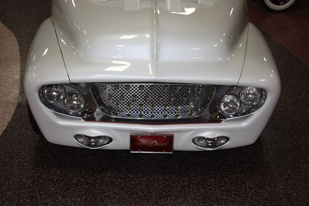 1953 Ford F-100 Custom aka “Mountain Pearl”