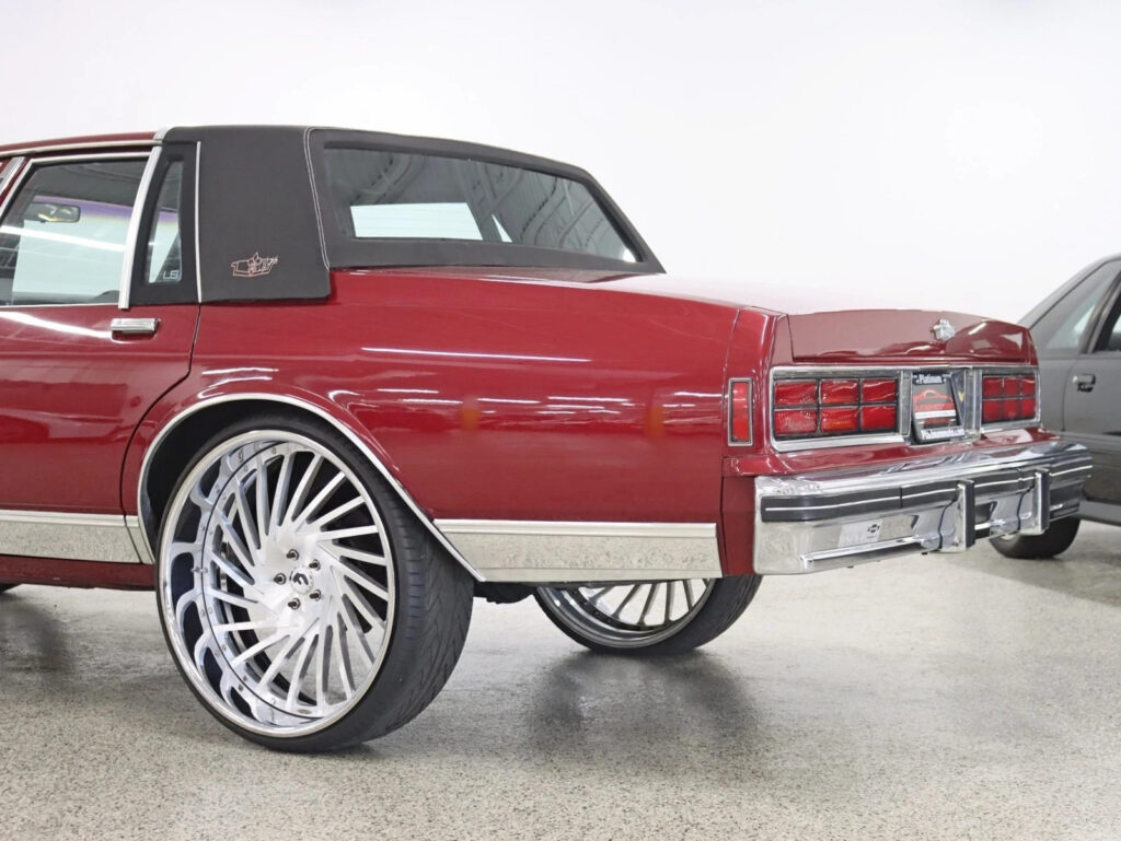 1984 Chevrolet Caprice Custom Built LS Motor Sounds 26in Forgiato’s