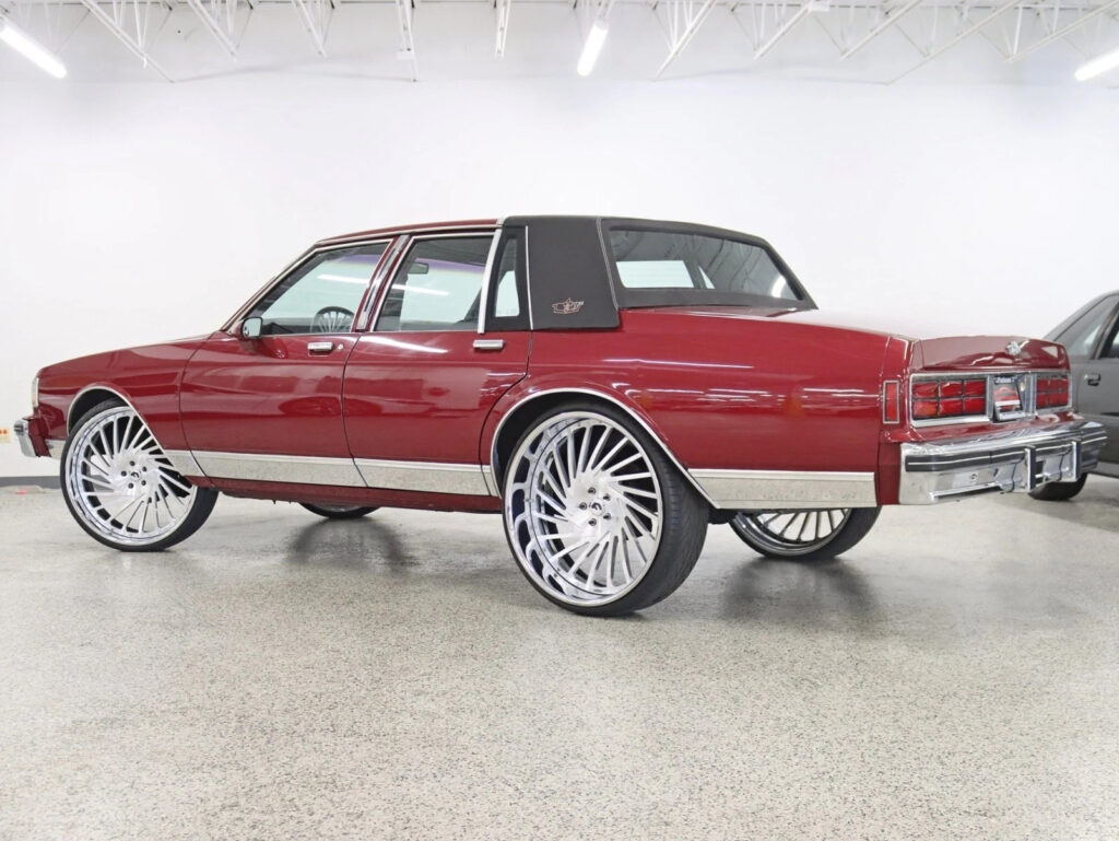 1984 Chevrolet Caprice Custom Built LS Motor Sounds 26in Forgiato’s