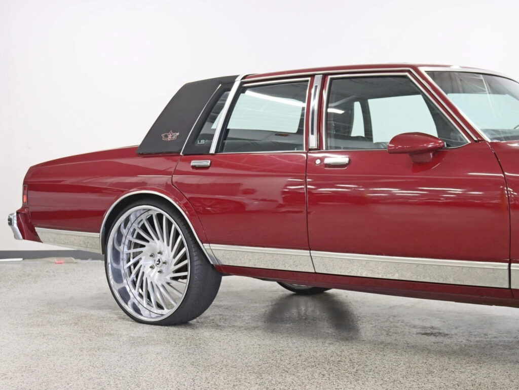 1984 Chevrolet Caprice Custom Built LS Motor Sounds 26in Forgiato’s