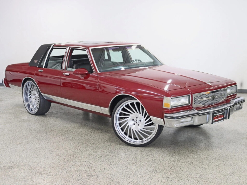 1984 Chevrolet Caprice Custom Built LS Motor Sounds 26in Forgiato’s